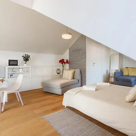 Luxury With Balcony In Downtown 아파트 리스본
