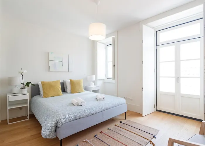 Luxury With Balcony In Downtown Apartamento Lisboa
